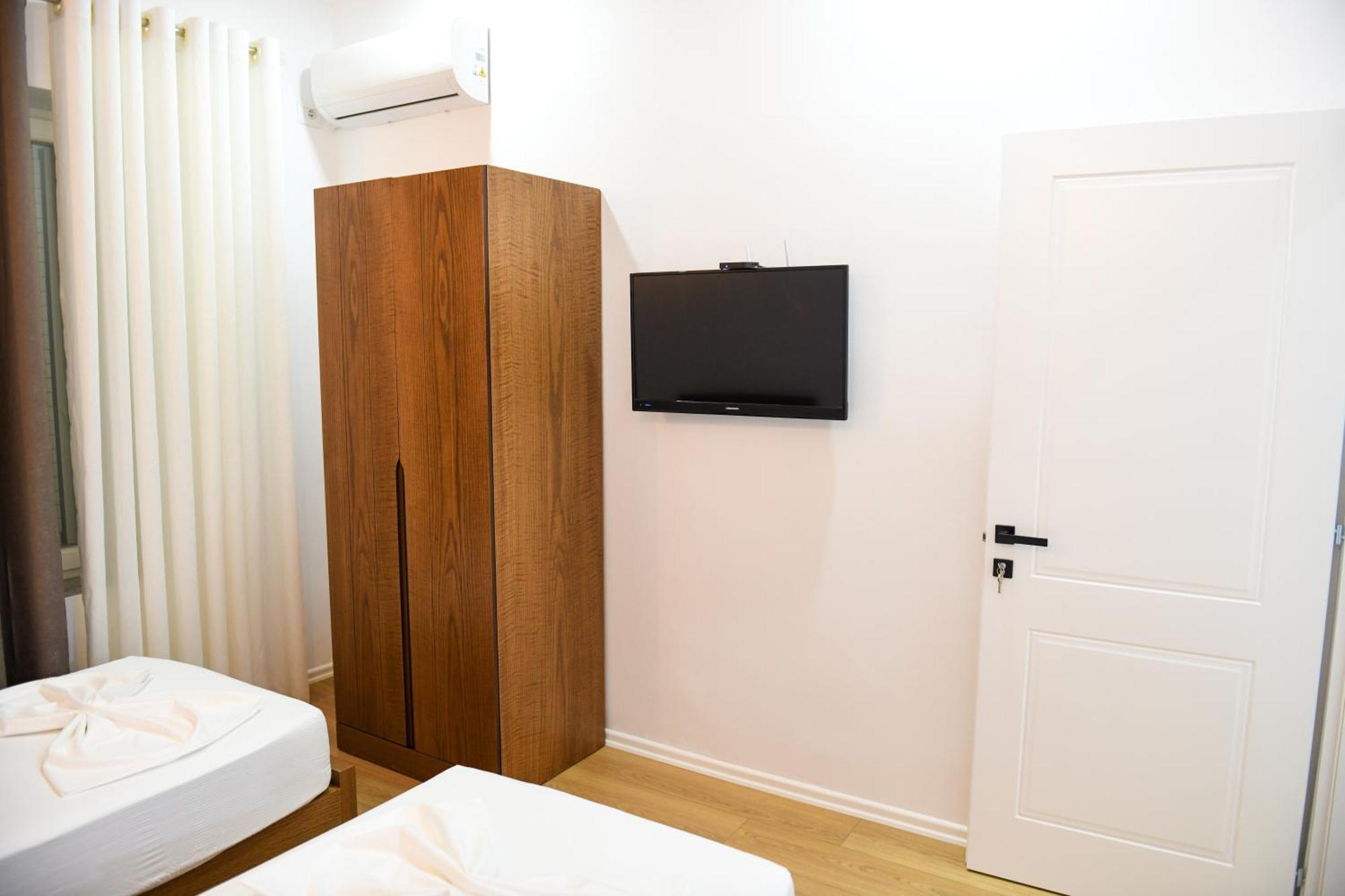 Guest House Cela City Centre Berat Exterior foto