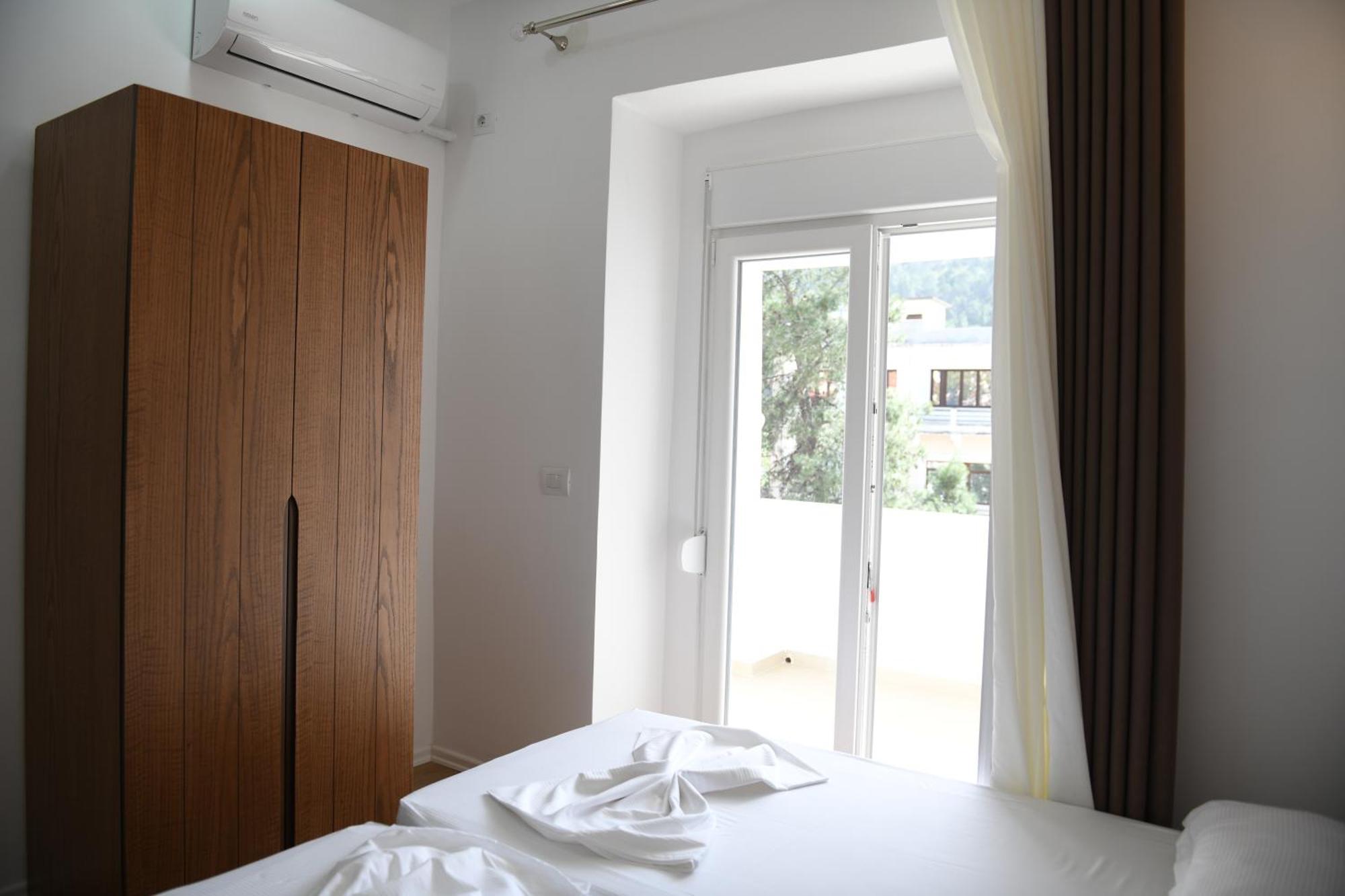 Guest House Cela City Centre Berat Exterior foto